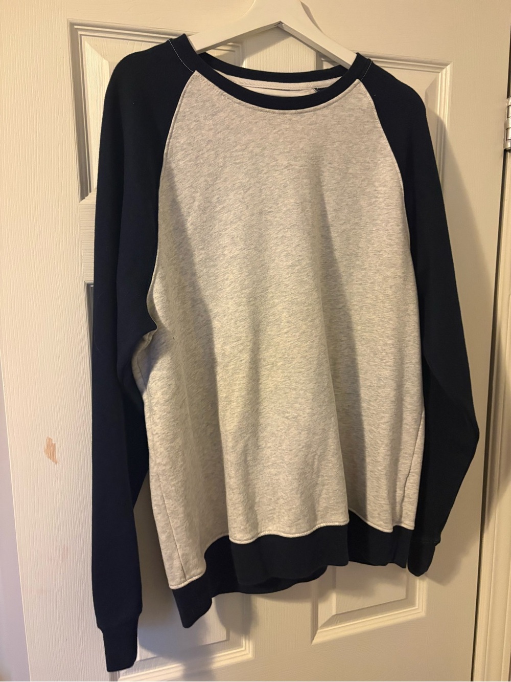 Old Navy Two-Tone Raglan Crewneck Sweatshirt - Gray & Navy